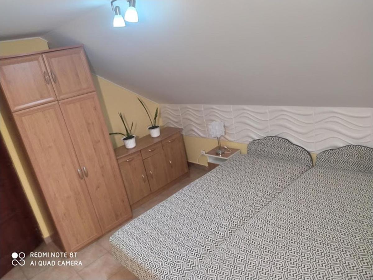 Bazsi Apartman Hajdúszoboszló Buitenkant foto