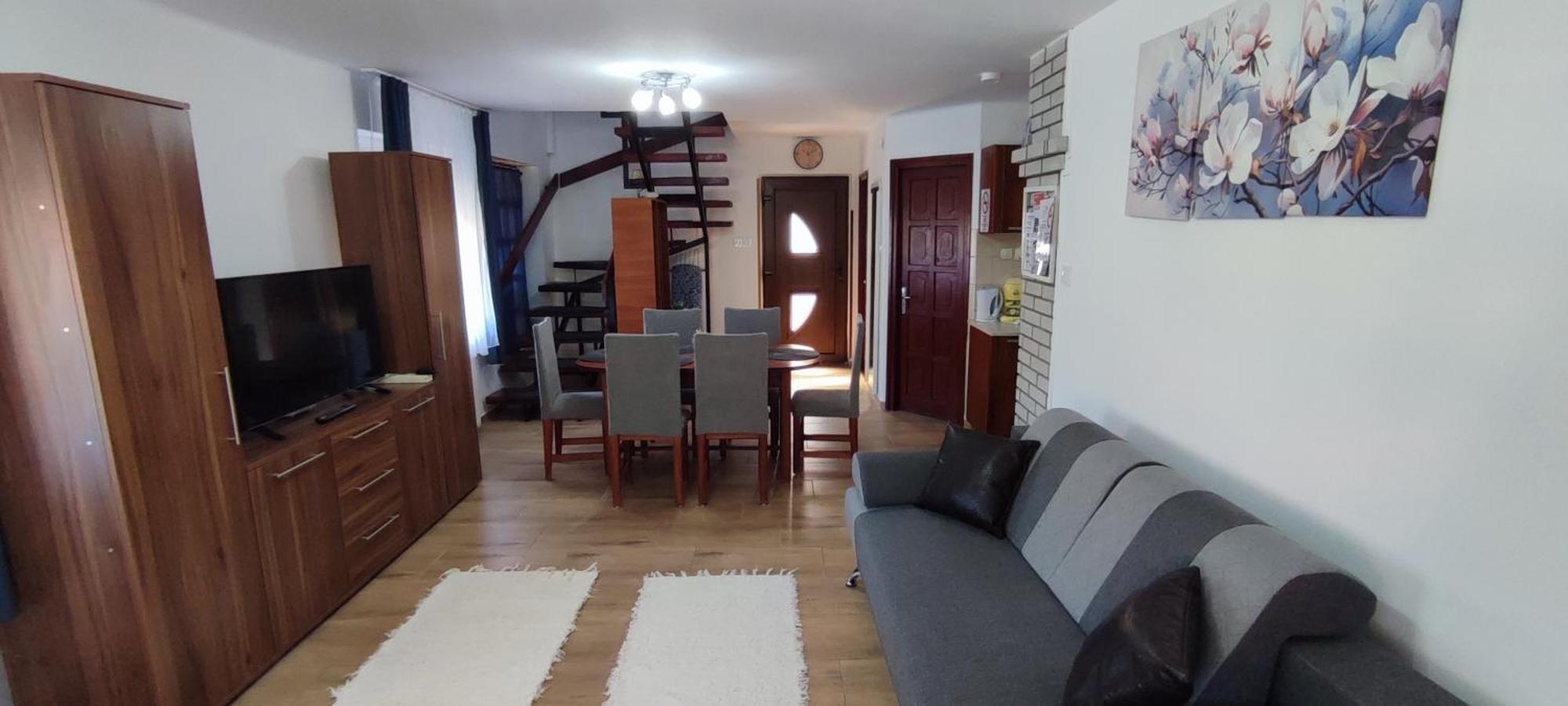 Bazsi Apartman Hajdúszoboszló Buitenkant foto