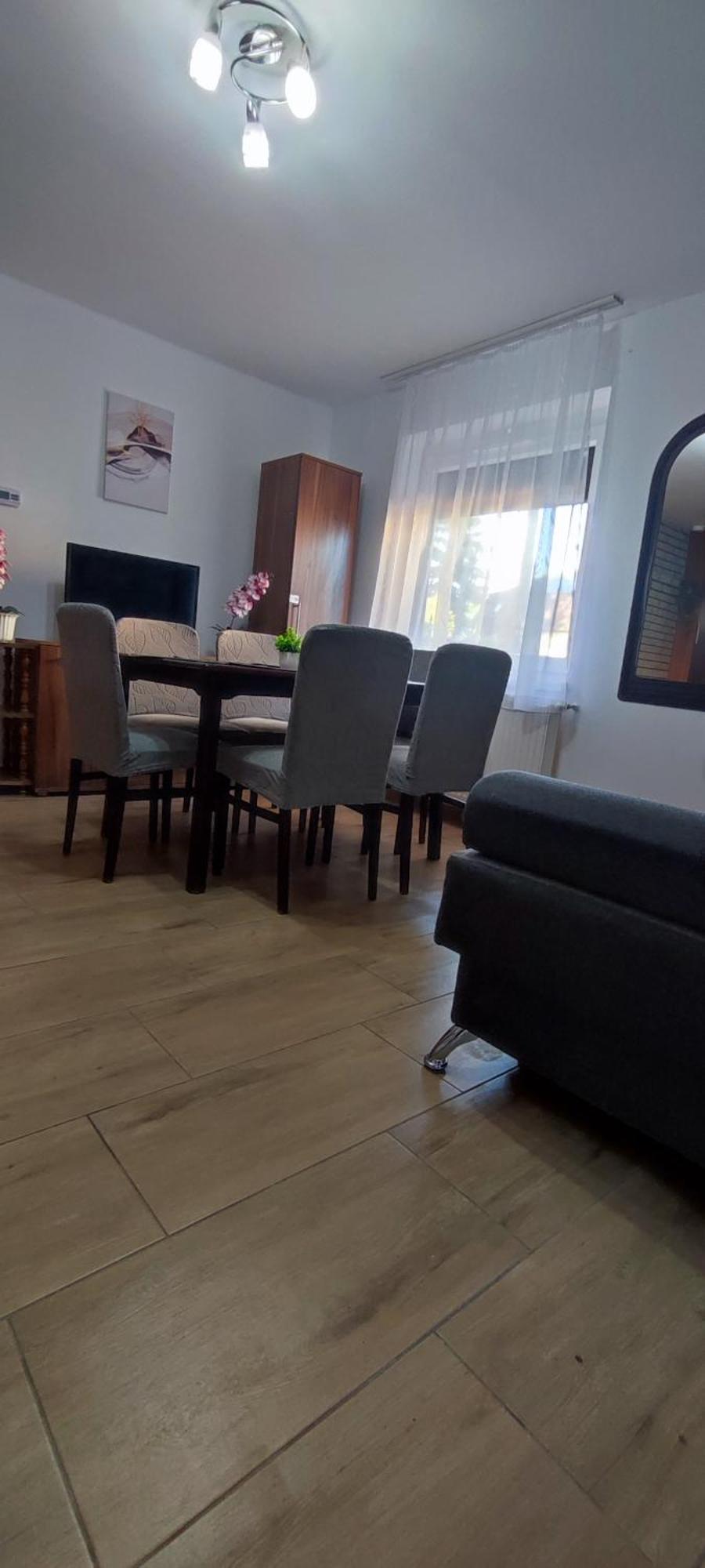 Bazsi Apartman Hajdúszoboszló Buitenkant foto